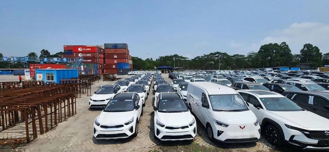mercado automotoe ecuador